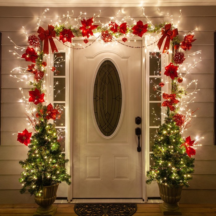 How to make a christmas decoration door